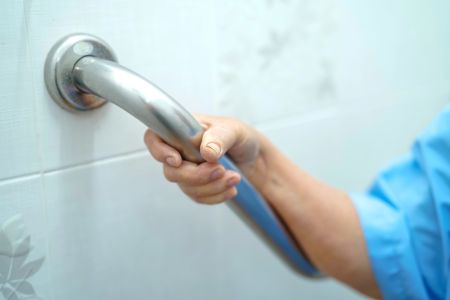 Accessible Shower vs. Walk-In Shower: What’s the Difference?