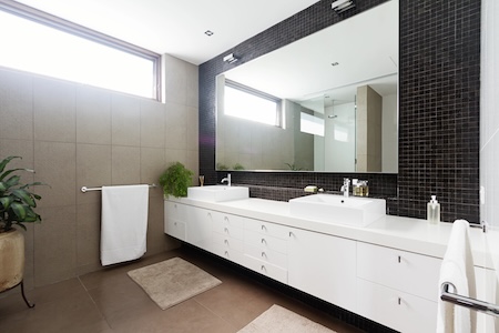 Bathroom Remodel Timeline: What Charlotte Homeowners Should Expect
