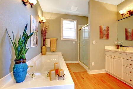 Is a Tub-to-Shower Conversion Worth It for Older Charlotte Homes?