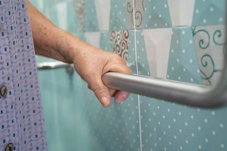 Top Safety Upgrades for Accessible Showers (Without Making Your Bathroom Look ‘Medical’)